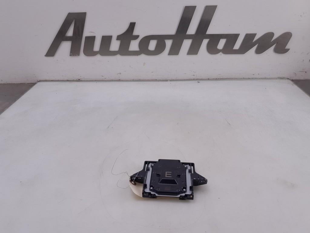 ANTENNE GPS Toyota Corolla Touring Sport (E21 / EH1), Utilisé, Toyota