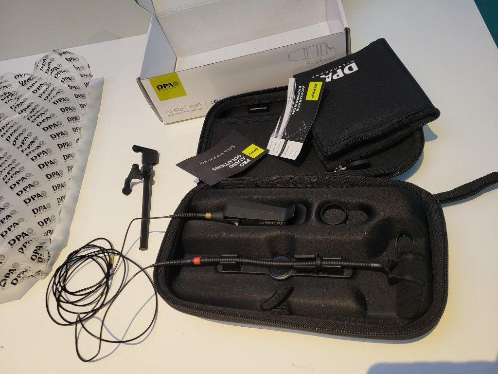 dpa 4099g microfoon + gitaarbevestiging, Muziek en Instrumenten, Microfoons, Ophalen, Zo goed als nieuw, Instrumentmicrofoon