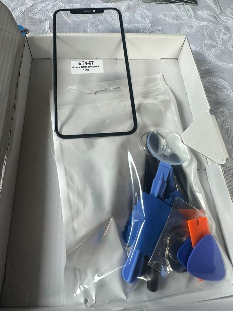 Glas iphone 11, Diversen, Ophalen, Zo goed als nieuw
