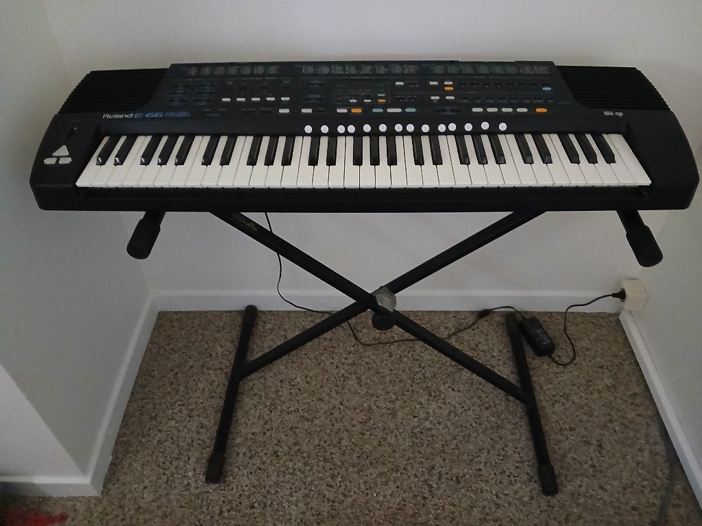 Keyboard, Muziek en Instrumenten, Keyboards, Ophalen, Zo goed als nieuw, Roland, Midi-aansluiting