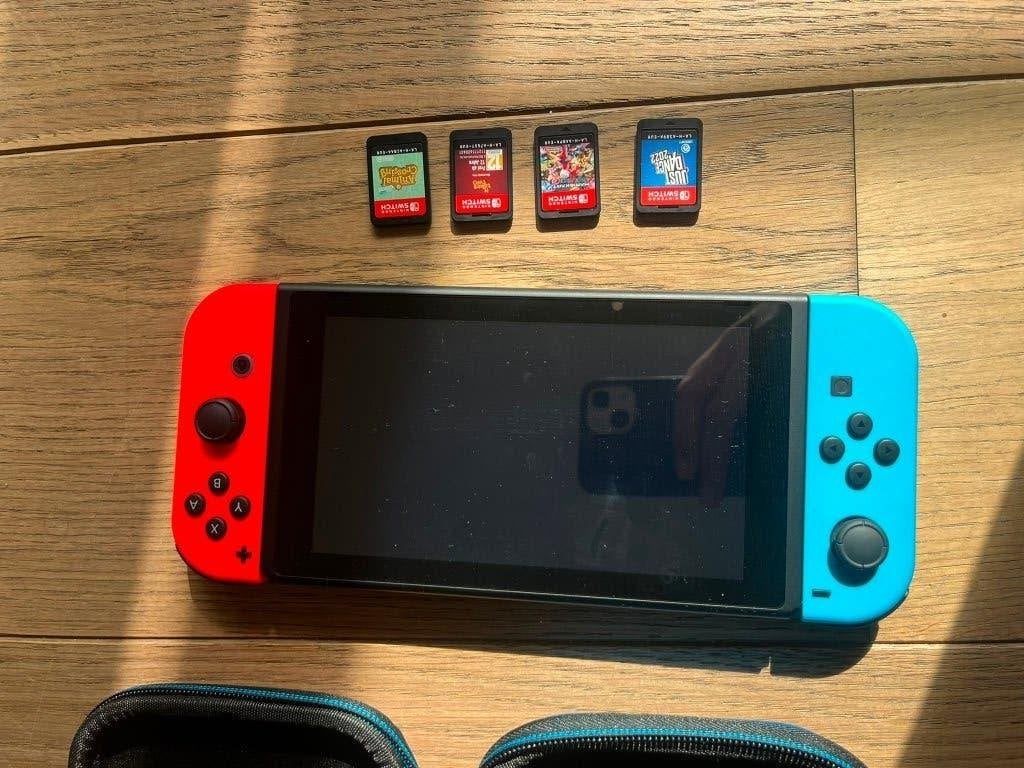Nintendo Switch, Games en Spelcomputers, Switch 2019 Upgrade, Met games, Ophalen of Verzenden, Zo goed als nieuw