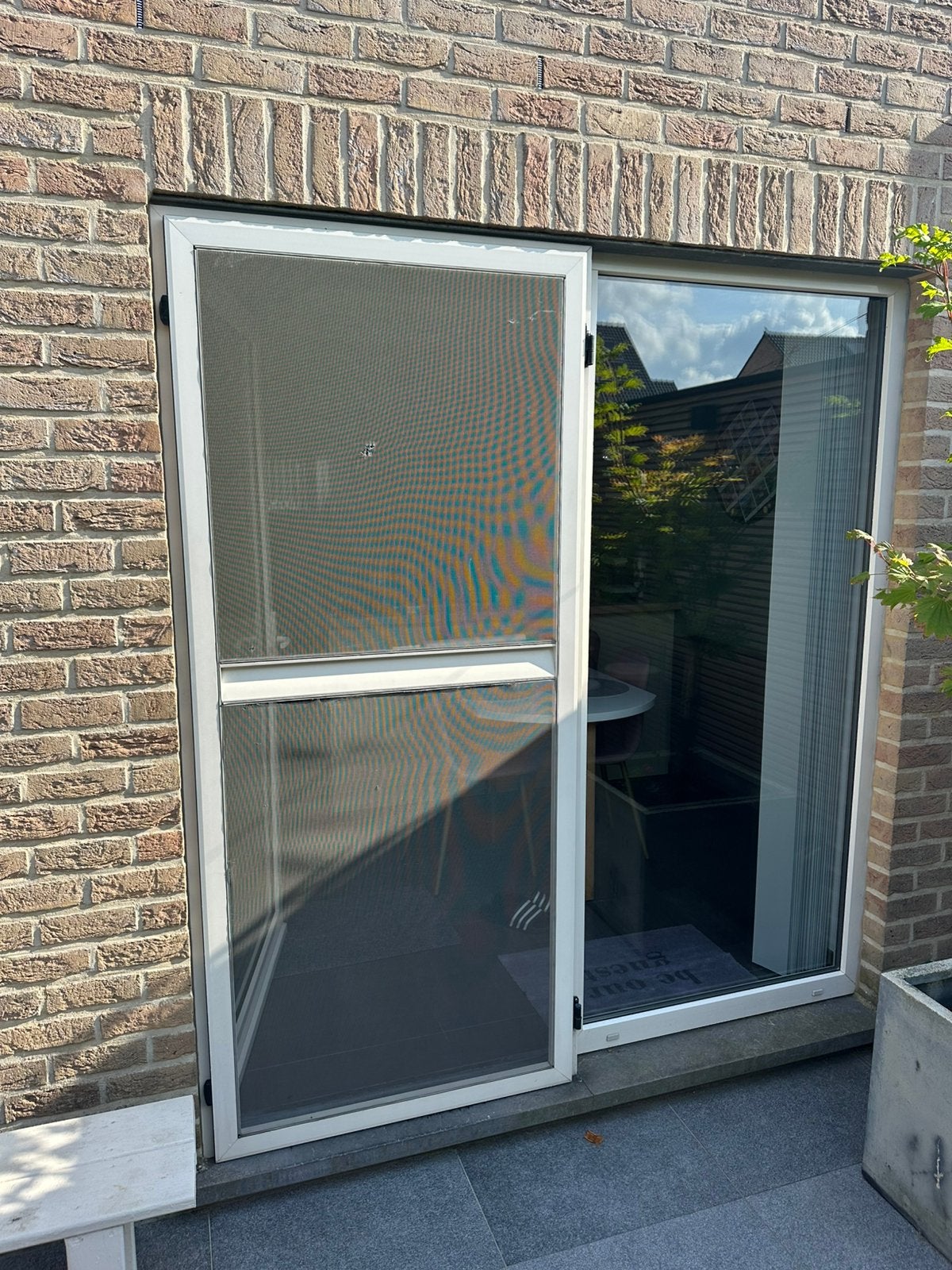 Raam met deur en vliegendeur, Ophalen, Kunststof, Gebruikt, Deurkozijn