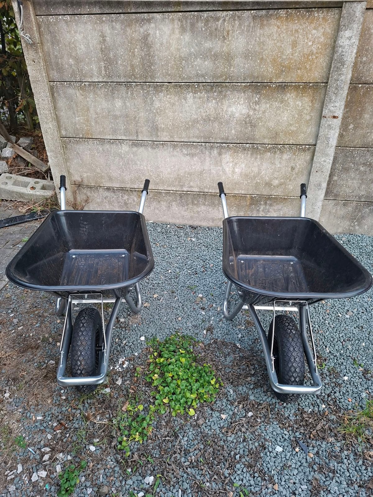 17Kruiwagens nieuw, Tuin en Terras, Ophalen, Zo goed als nieuw, Handmatig, Eenwielig
