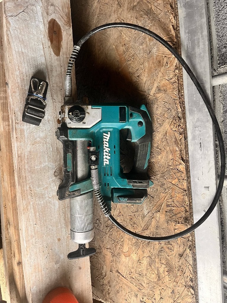 Makita Vetspuit DPG180, Ophalen, Zo goed als nieuw