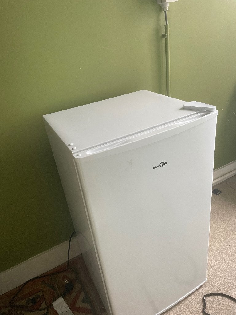 Petit Frigo High One, Electroménager, Réfrigérateurs & Frigos, Avec compartiment congélateur, 85 à 120 cm, Comme neuf, Enlèvement