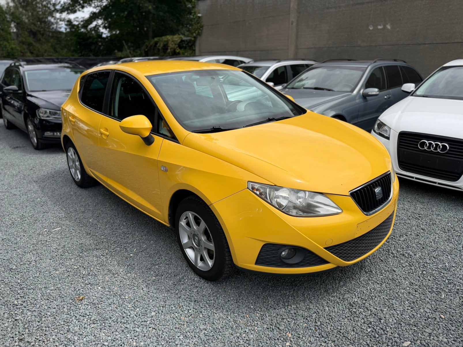 Seat Ibiza 1.4 essence Garantie 12mois, Autos, Achat, Entreprise, Jaune, Boîte manuelle