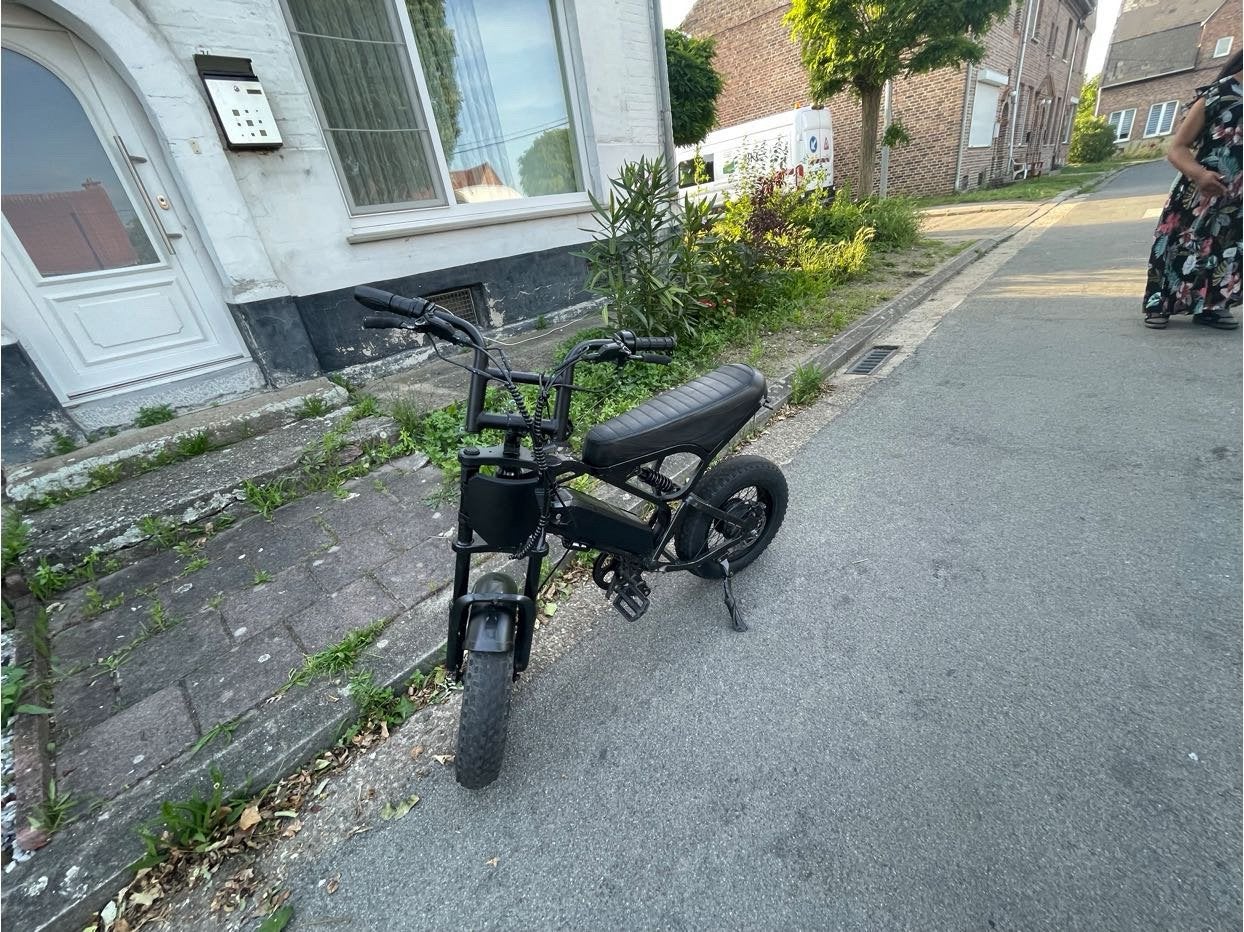 V20 mini kan ruilen, Fietsen en Brommers, Ophalen, Zo goed als nieuw