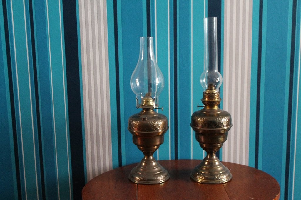 lampe ancienne en laiton, Maison & Meubles, Enlèvement, Utilisé, Métal, Doré