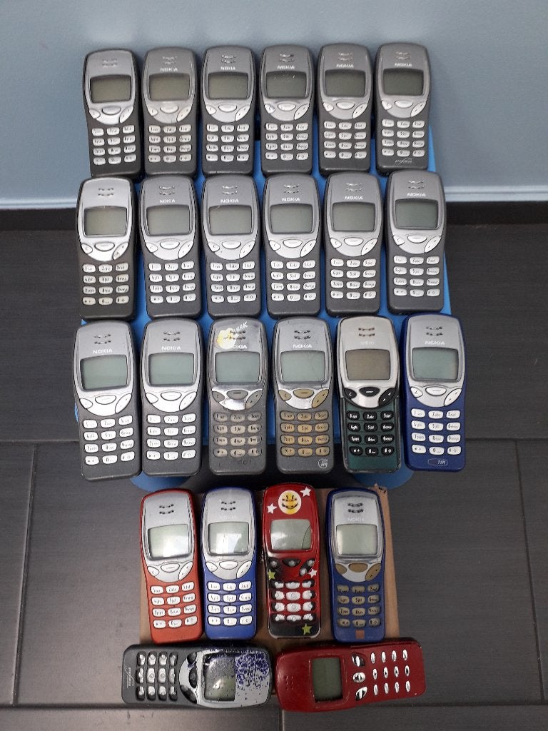GSM NOKIA MODEL 3210, Ophalen, Gebruikt