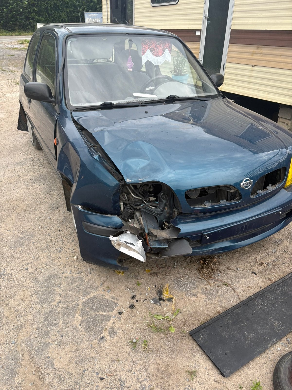 Nissan micra met schade, Autos : Divers, Voitures accidentées, Enlèvement, Nissan