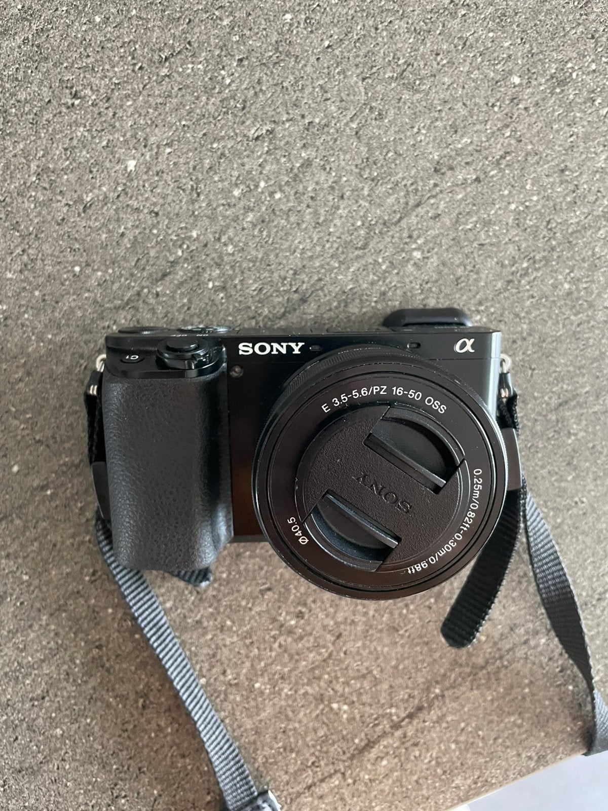 Sony A6100, TV, Hi-fi & Vidéo, Appareils photo numériques, Enlèvement, Comme neuf, Sony