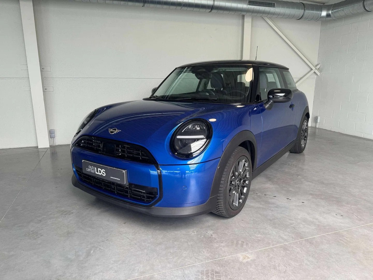 MINI Cooper Mini 1.5A C - Camera - Apple Carplay- Android au, Automaat, 4 zetels, Gebruikt, Zwart