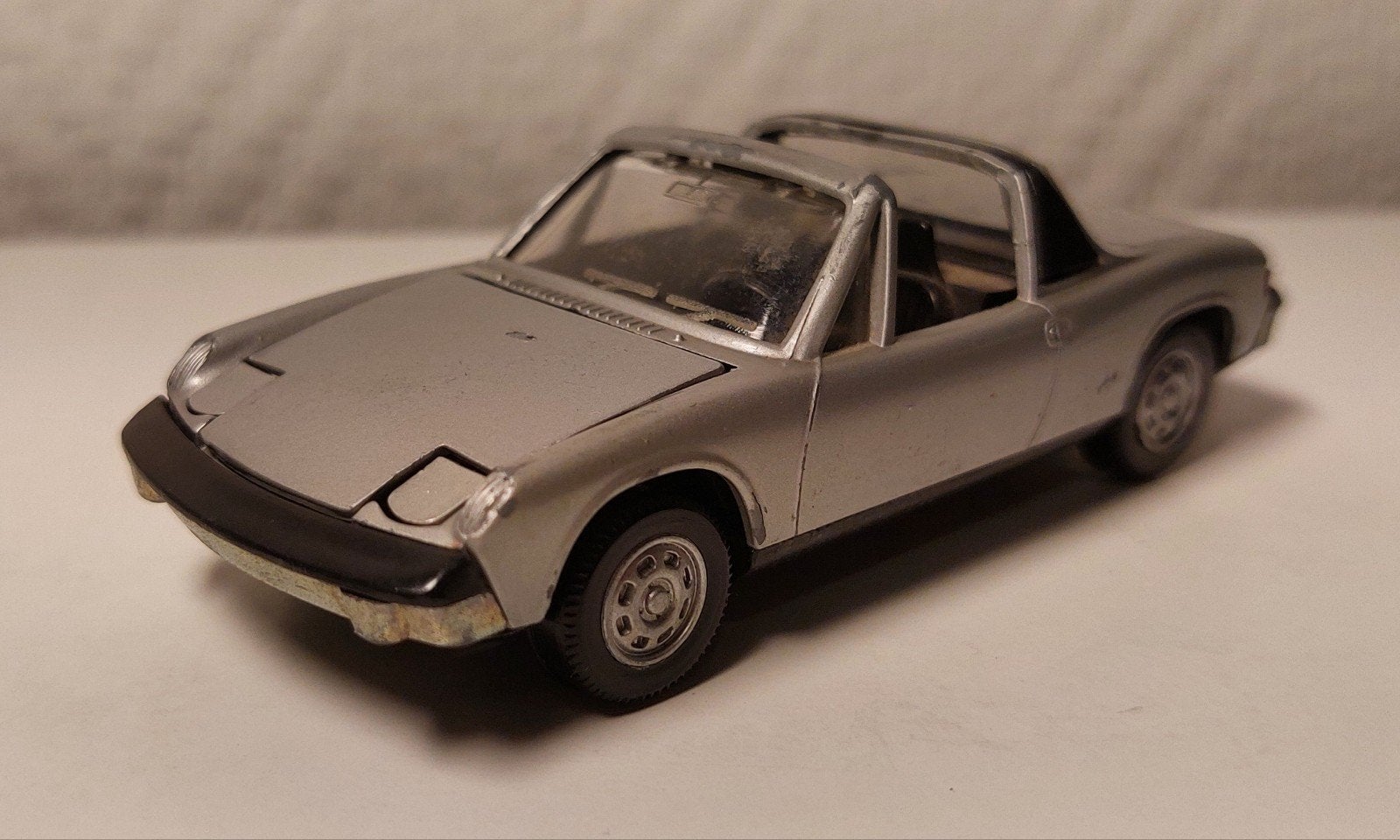 VW Porsche 914 grise Gama Mini à l'échelle 1/43., Enlèvement ou Envoi, Utilisé, Voiture, Gama