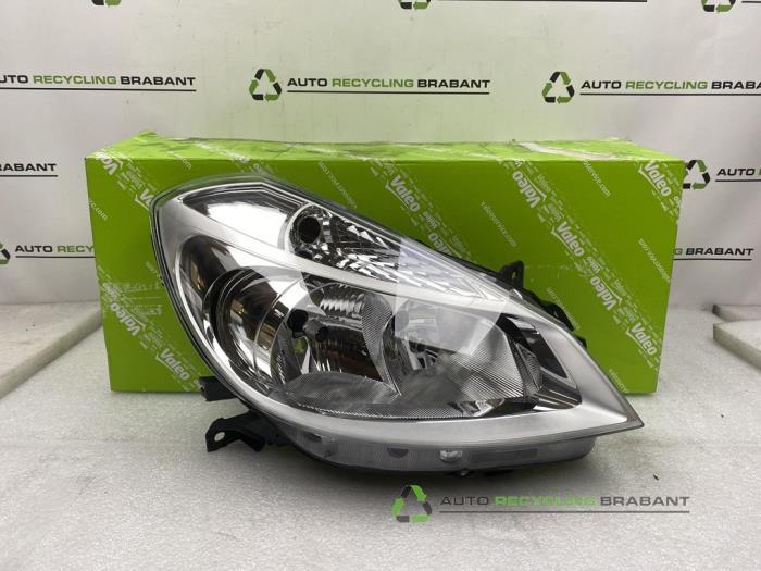 Phare droit d'un Renault Clio, Autos : Pièces & Accessoires, -, 3 mois de garantie, Utilisé, -