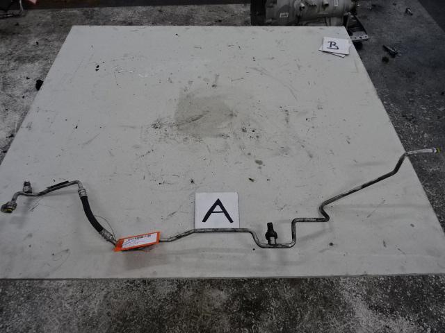 AIRCO LEIDING BMW 5 serie (E60) (12-2001/03-2010), Gebruikt, Mevr. I. Hauben, BMW, Rue de l'Espoir 34 34
4030  GRIVEGNÉE, BE