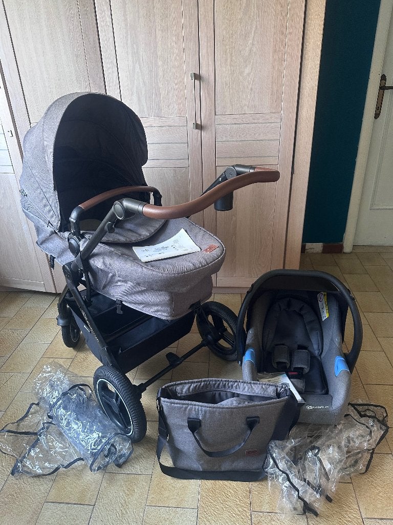 Kinderkraft 3 in 1 kinderwagen met autostoel, Gebruikt, Verstelbare duwstang, Ophalen, Kinderwagen