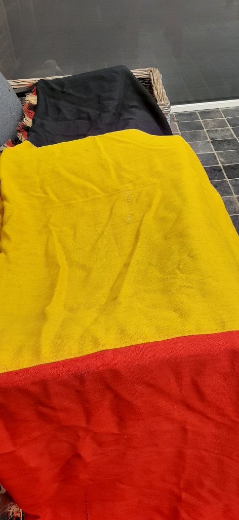 Zeer oude Belgische vlag van 3m * 3m, Antiek en Kunst, Curiosa en Brocante, Ophalen