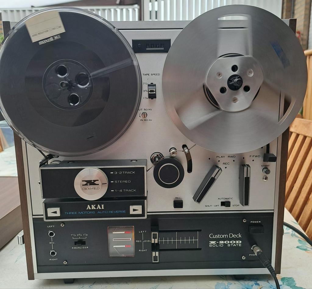 Akai X200D-deck, Ophalen