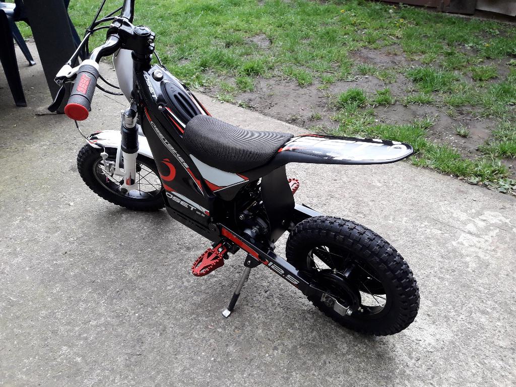 Oset 12.5, Motoren, Ophalen