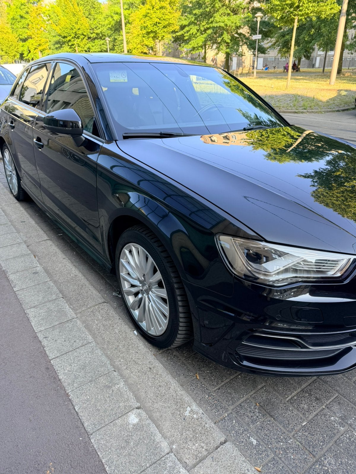 Audi A3 e-tron, Autos, Achat, Euro 6, Noir, 5 portes