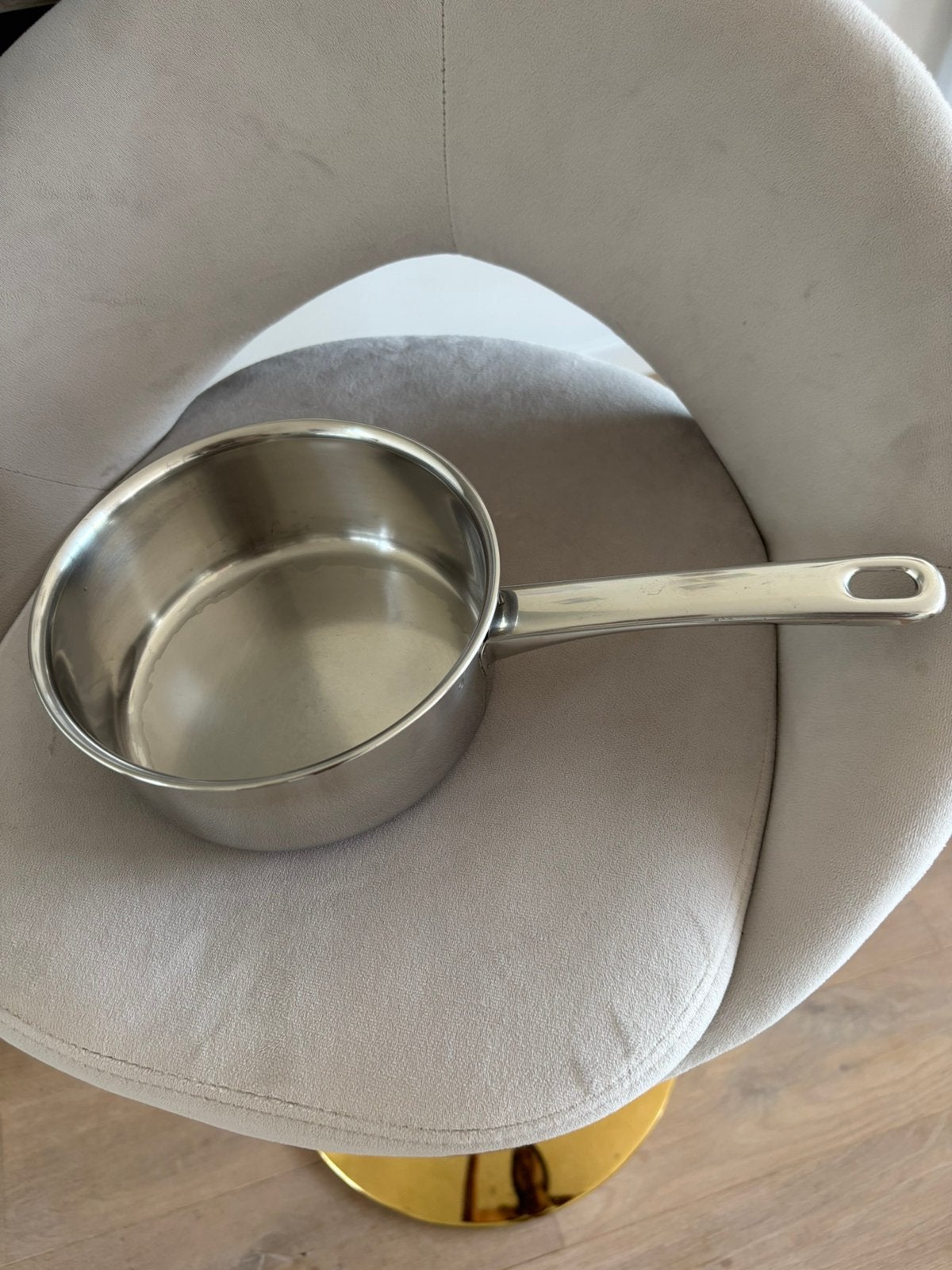 Steelpannetje €2, Huis en Inrichting, Keuken | Potten en Pannen, Ophalen, Gebruikt, Pannenset