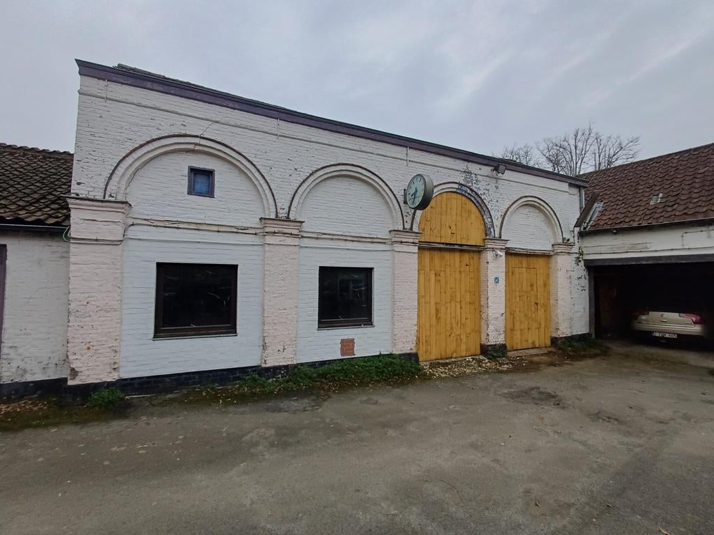 Magazijn te huur, Brugge