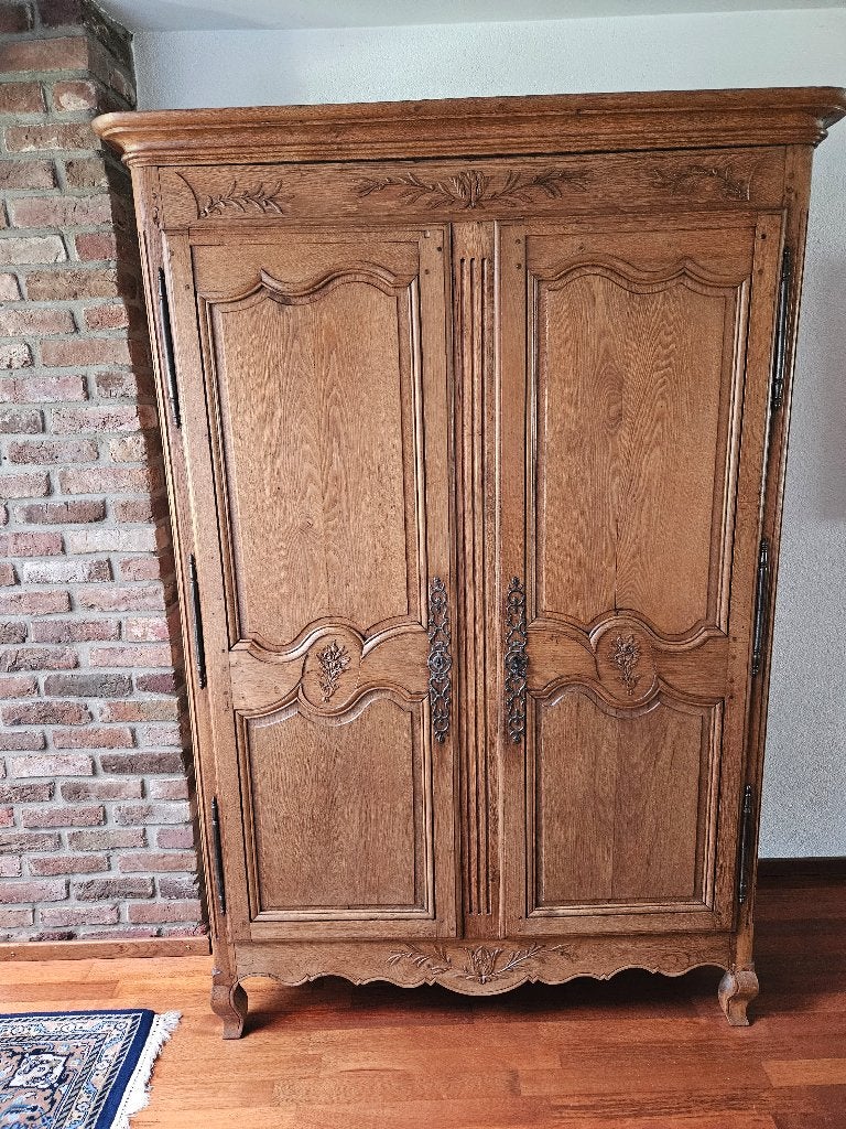 Atieke Franse kast, Antiek en Kunst, Ophalen