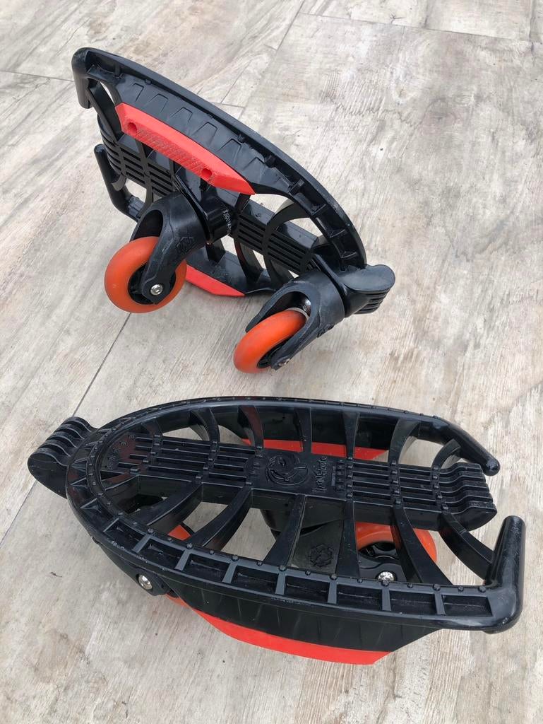 TWIN SKATES. WAVEBOARD. NEW, Sport en Fitness, Ophalen of Verzenden, Nieuw, Overige typen