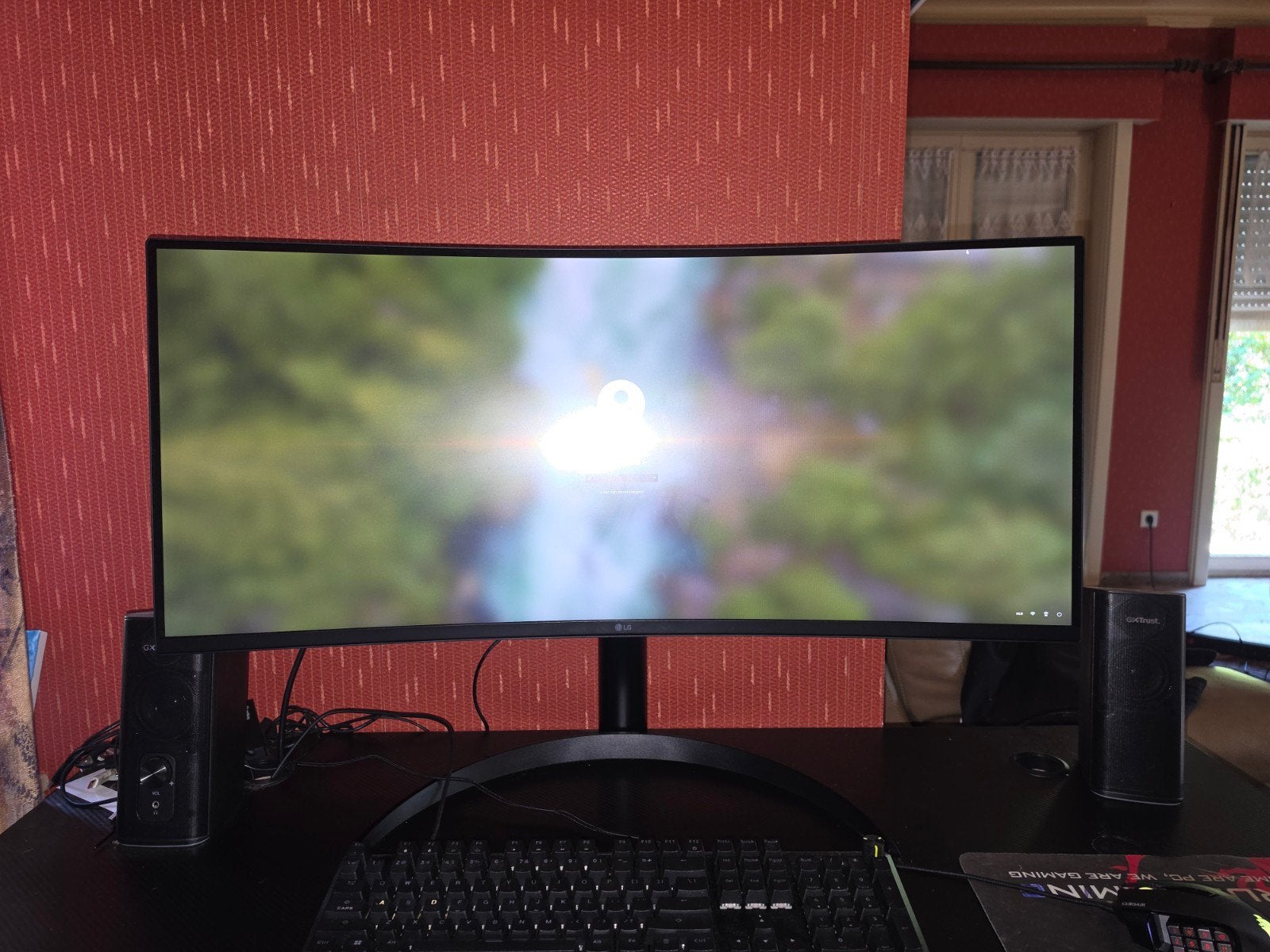 LG pc scherm, Computers en Software, Ophalen, Zo goed als nieuw