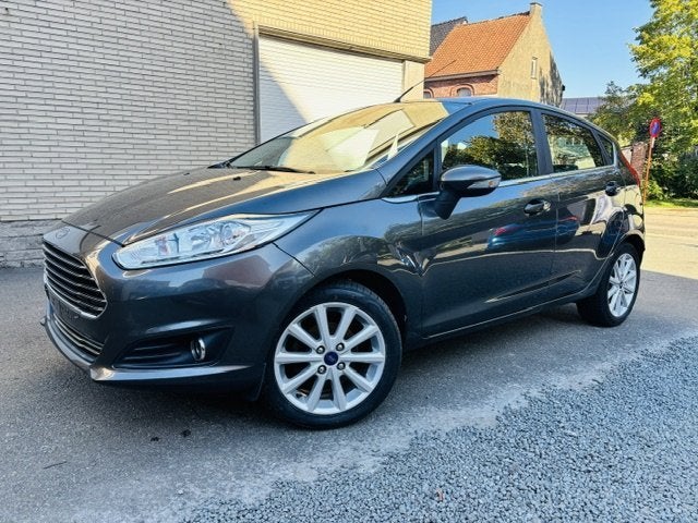 Ford Fiesta Titanium (bj 2016), Auto's, Gebruikt, Euro 6, 74 kW, Zilver of Grijs