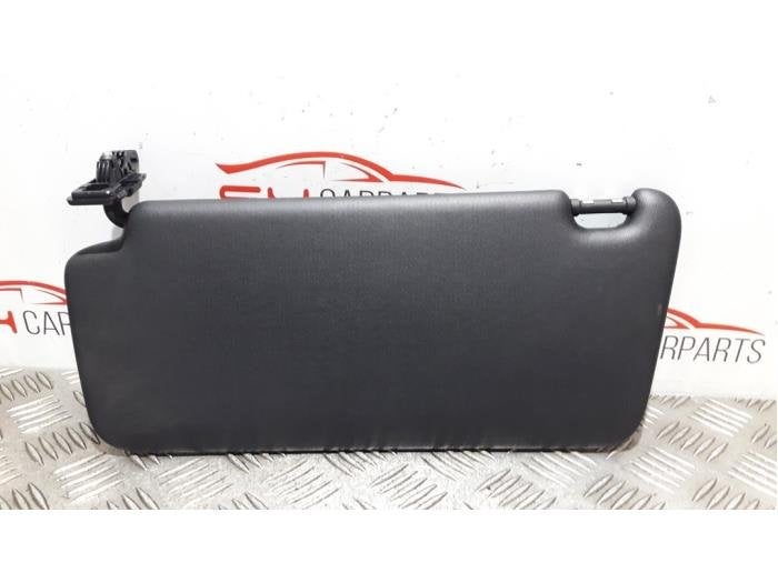 Pare-soleil d'un Mercedes CLA, 3 mois de garantie, Utilisé, -, -