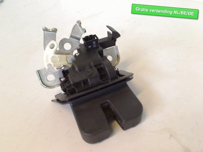 ACHTERKLEPSLOT Audi A4 Avant (B8) (8K9827505), Achterklep, Info@audi.de, Audi, Audi AG
