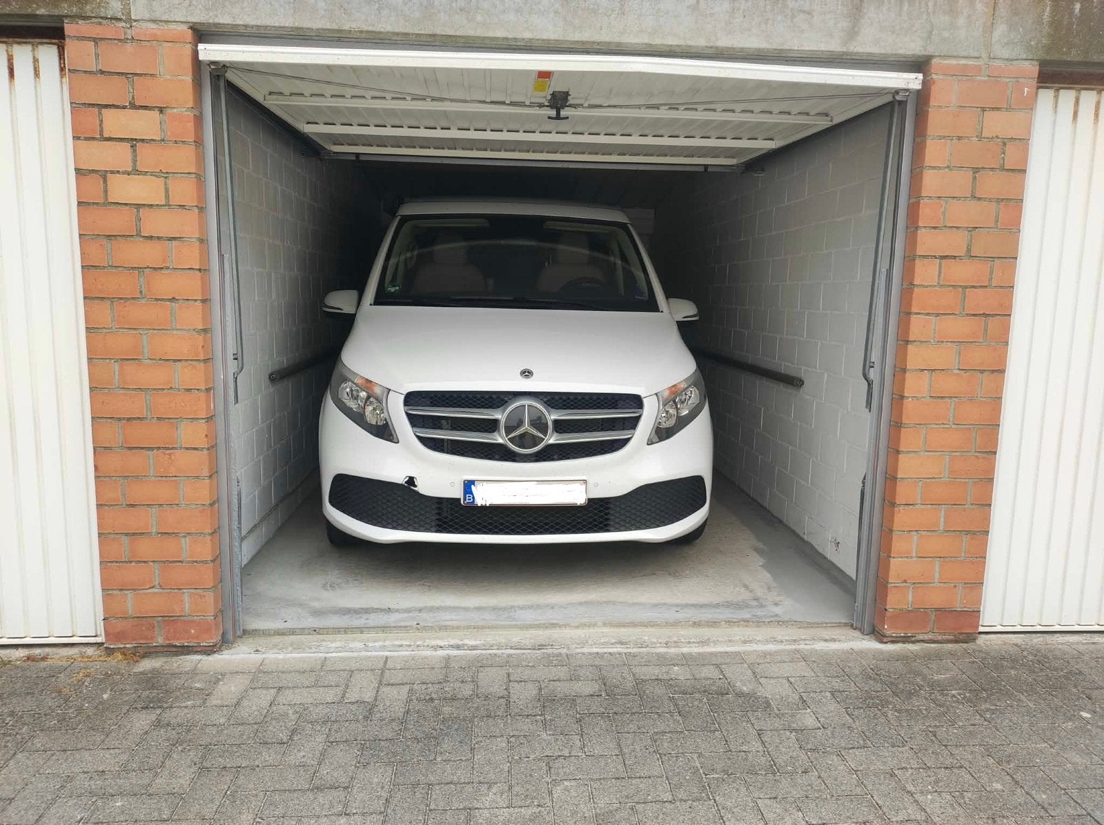 Garagebox te huur per week of per maand, Oostende