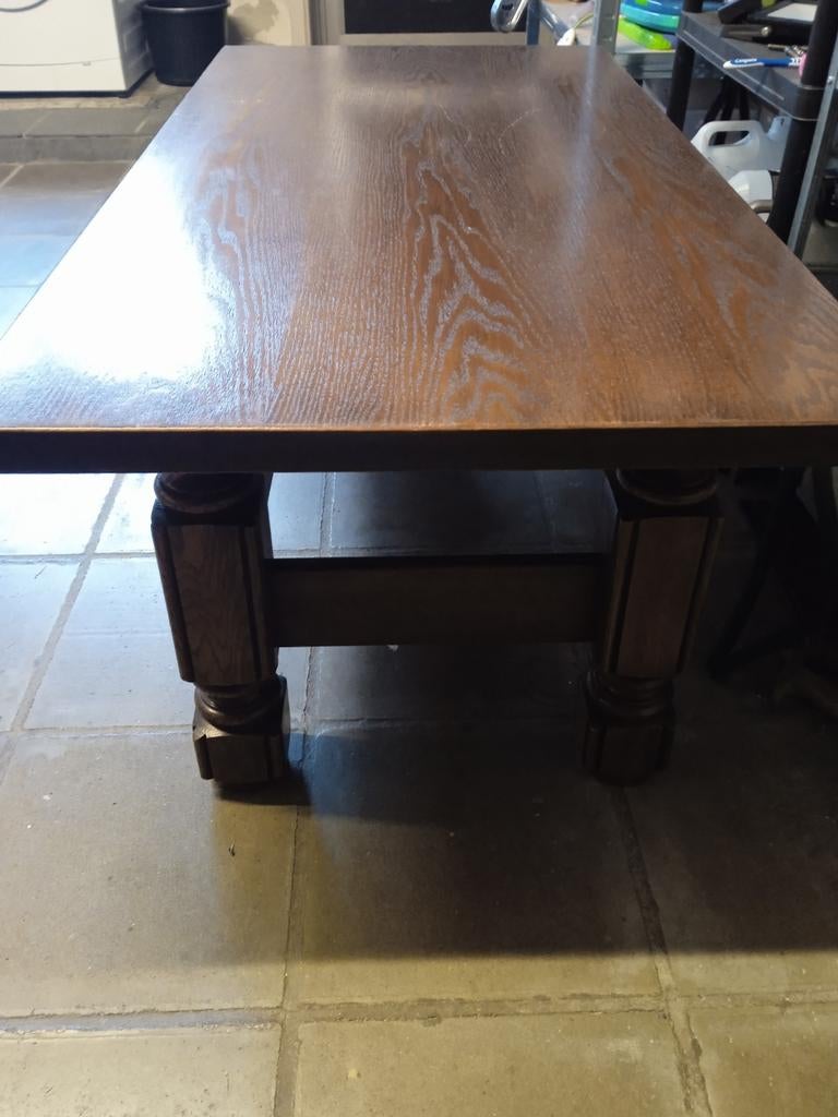 Antiek salontafel, Enlèvement