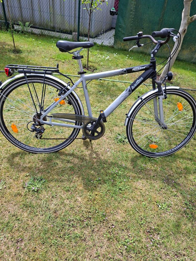 Herenfiets en  jongens 28inc volledig in orde,, Ophalen