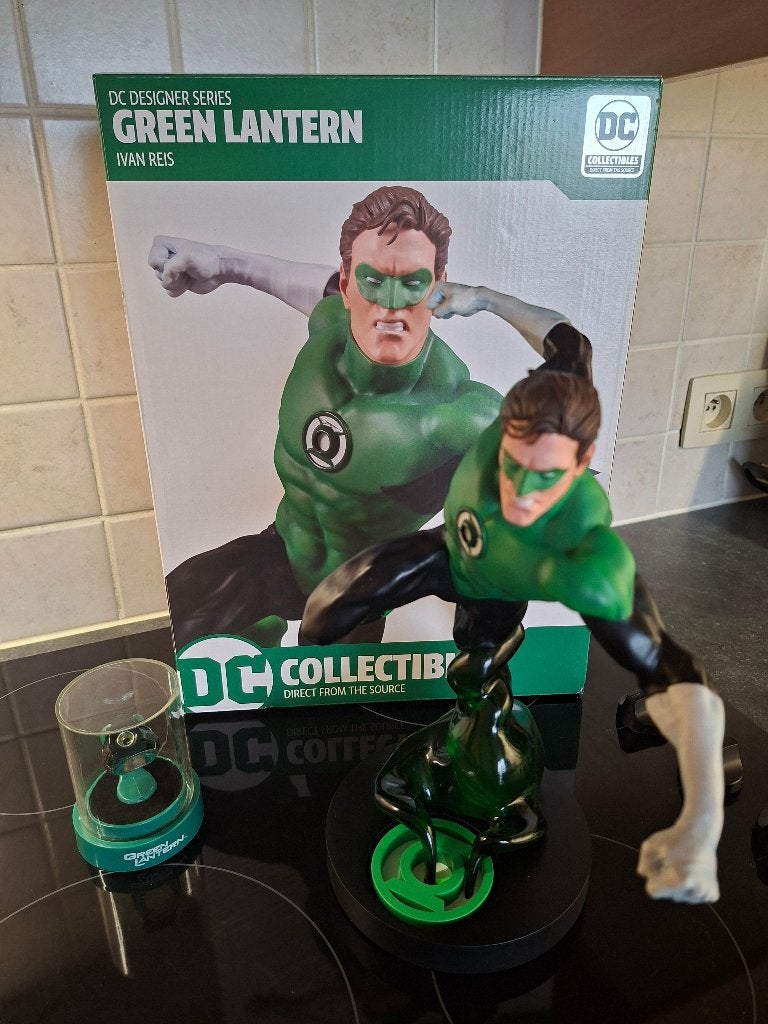 Statue Green Lantern + prop ring, Verzamelen, Ophalen, Zo goed als nieuw, Beeldje, Replica of Model