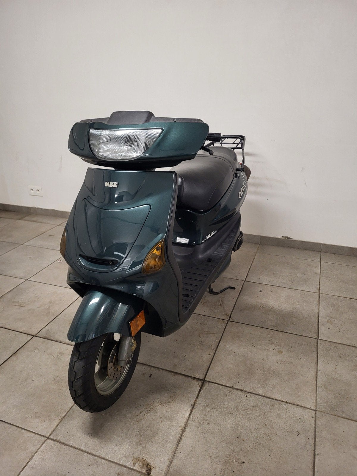 MBK Evolis

klasse B - 50cc

2 takt

met alle papieren, Fietsen en Brommers, Ophalen of Verzenden