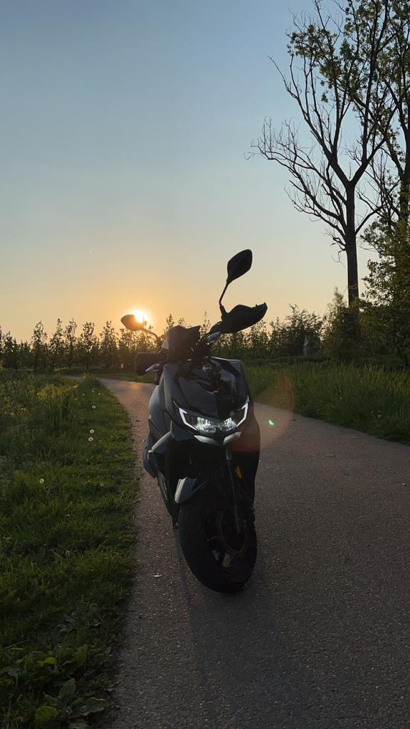 SYM JET 4RX te koop, Fietsen en Brommers, Scooters | SYM, Zo goed als nieuw, Overige modellen, Klasse B (45 km/u), Benzine, Ophalen