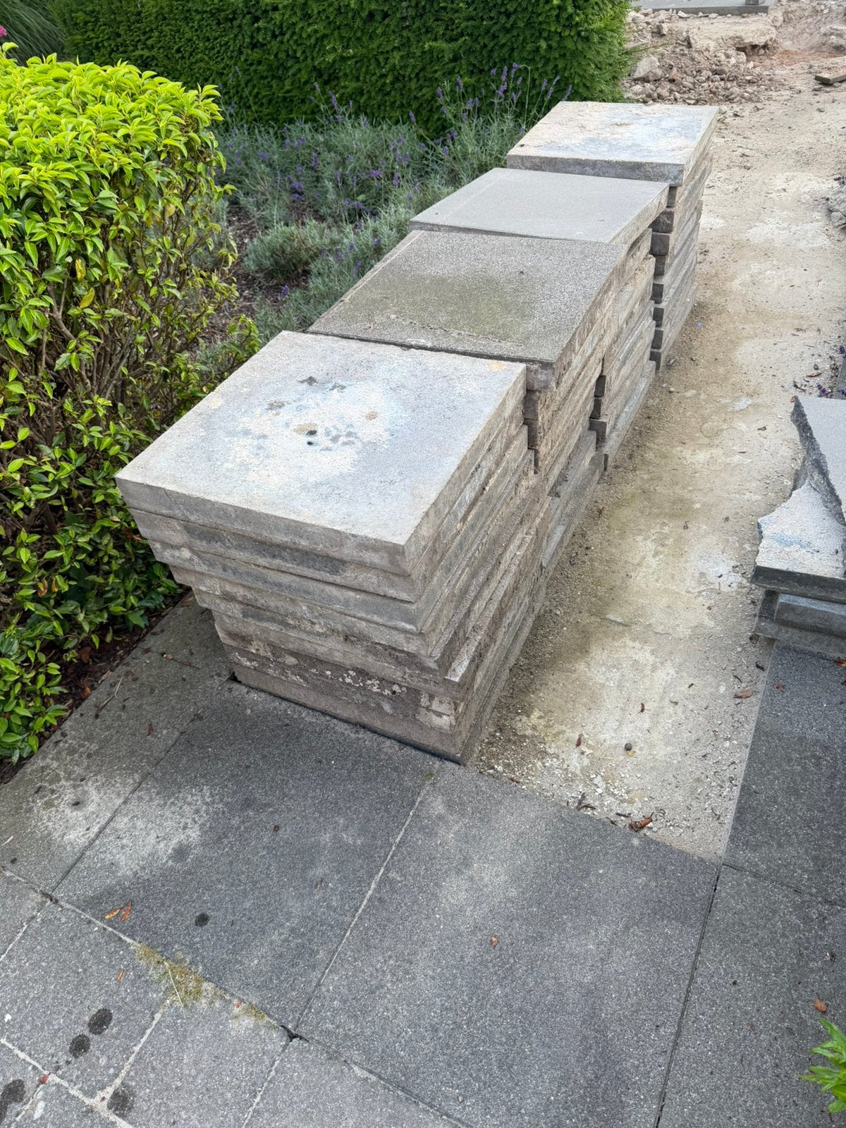 Gratis af te halen, Ophalen, Gebruikt, 10 m² of meer, Beton