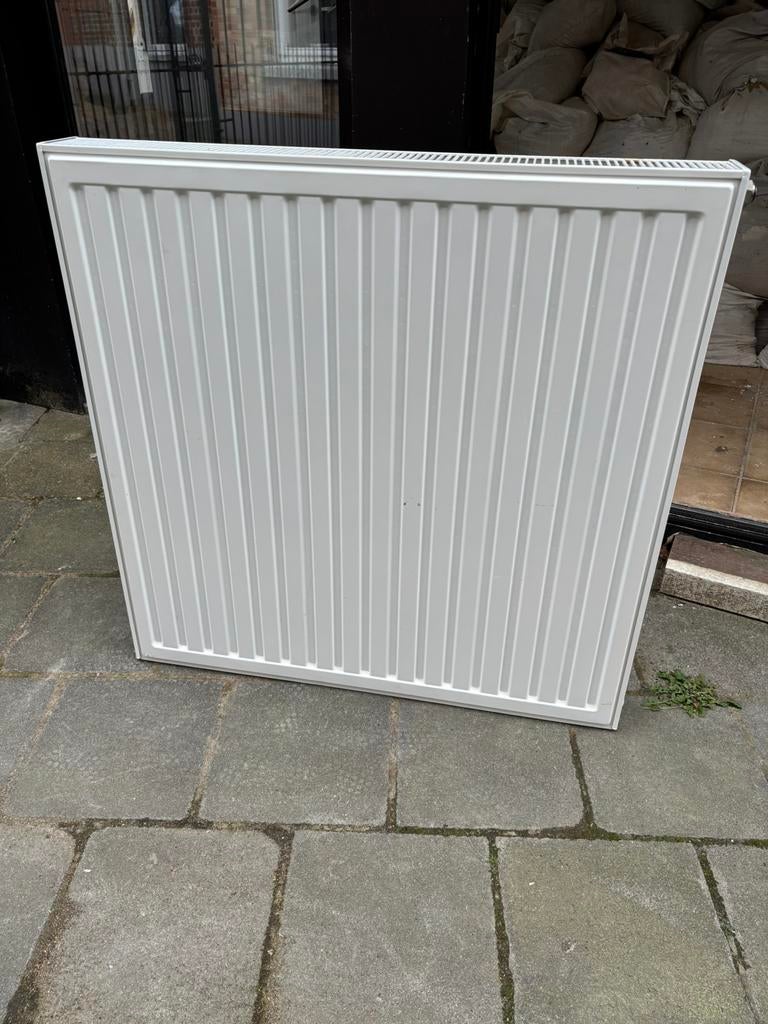 Radiator 90 x 90 x 10 cm, Doe-het-zelf en Bouw, Verwarming en Radiatoren, Ophalen, Zo goed als nieuw, Radiator