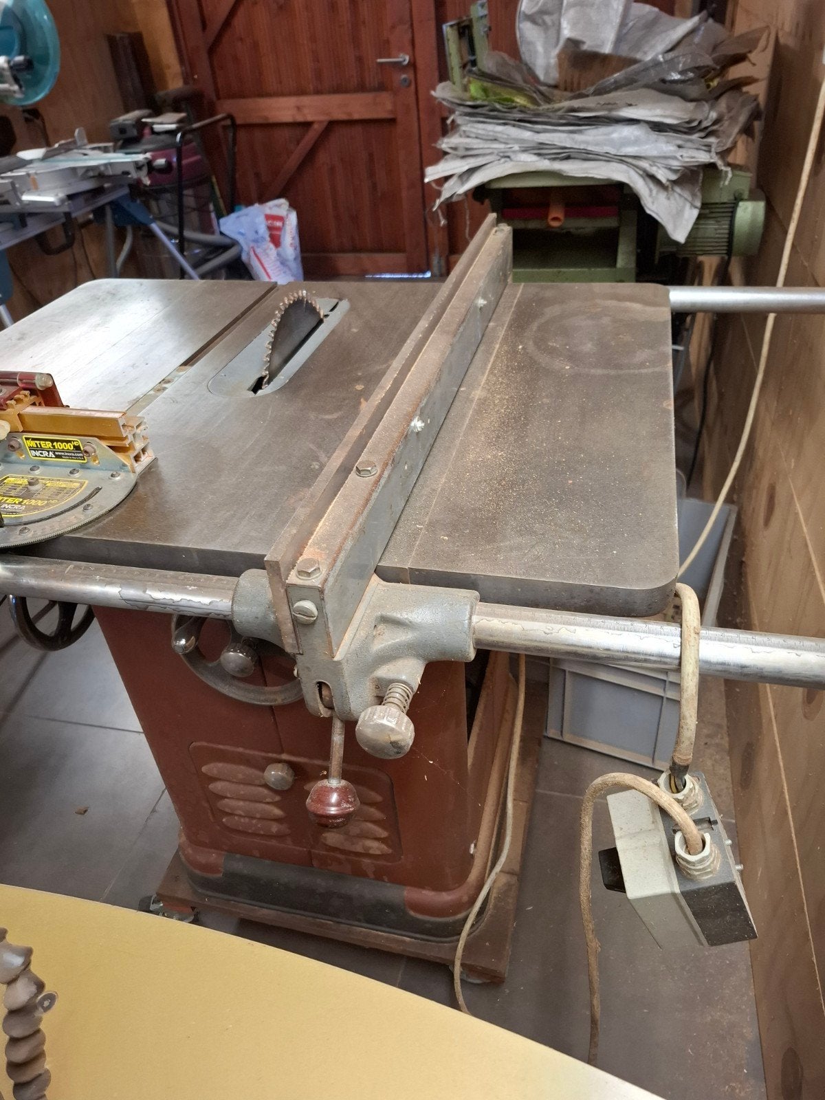 tafelzaag met geleider, Ophalen of Verzenden, Gebruikt, 1200 watt of meer, 70 mm of meer