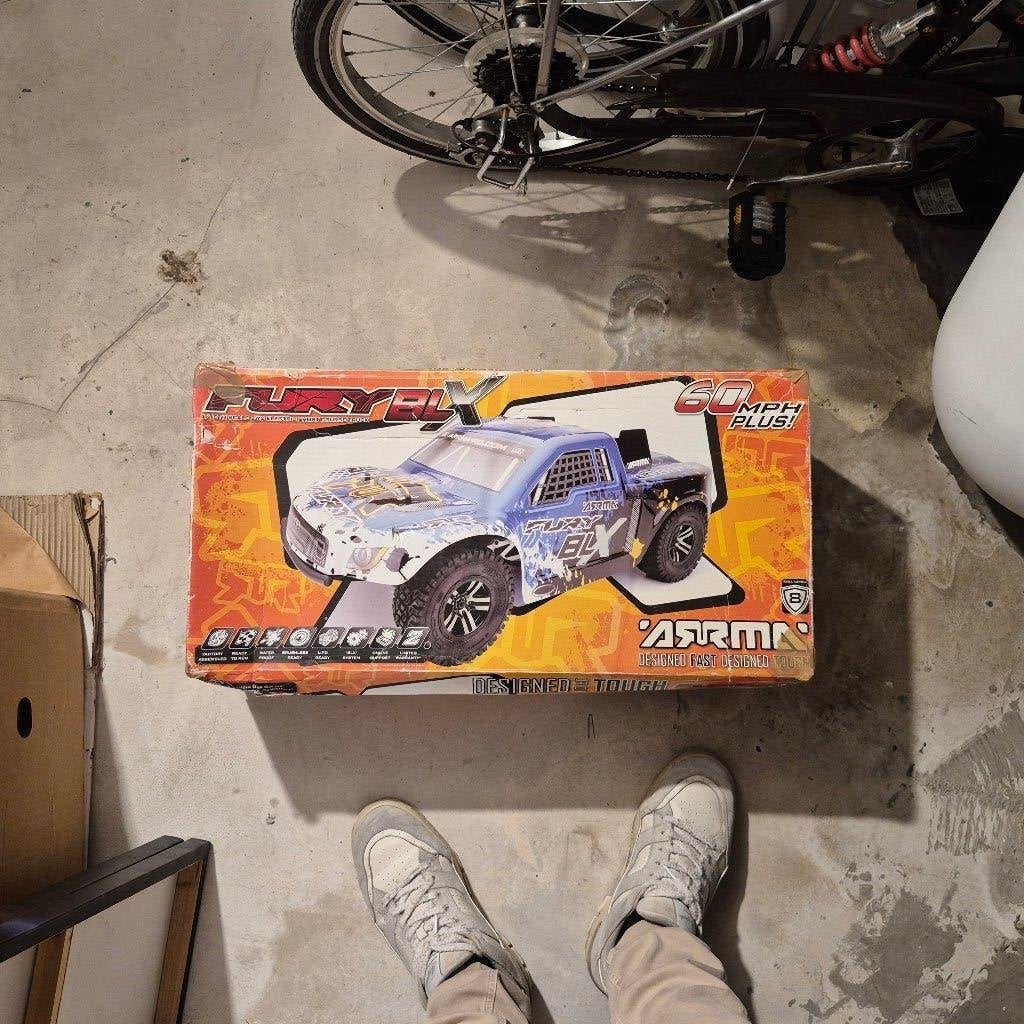 RC Auto, Hobby en Vrije tijd, Ophalen