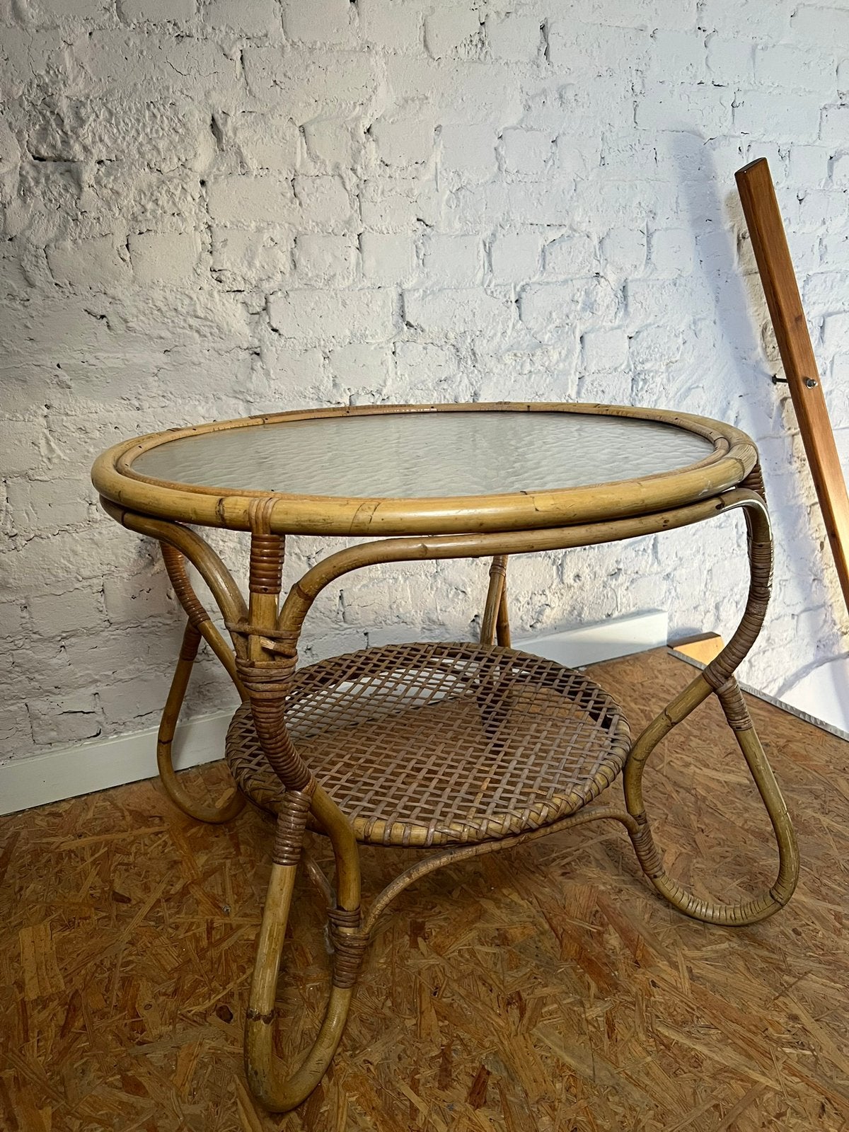 Table d'appoint en rotin, Maison & Meubles, Enlèvement, Comme neuf