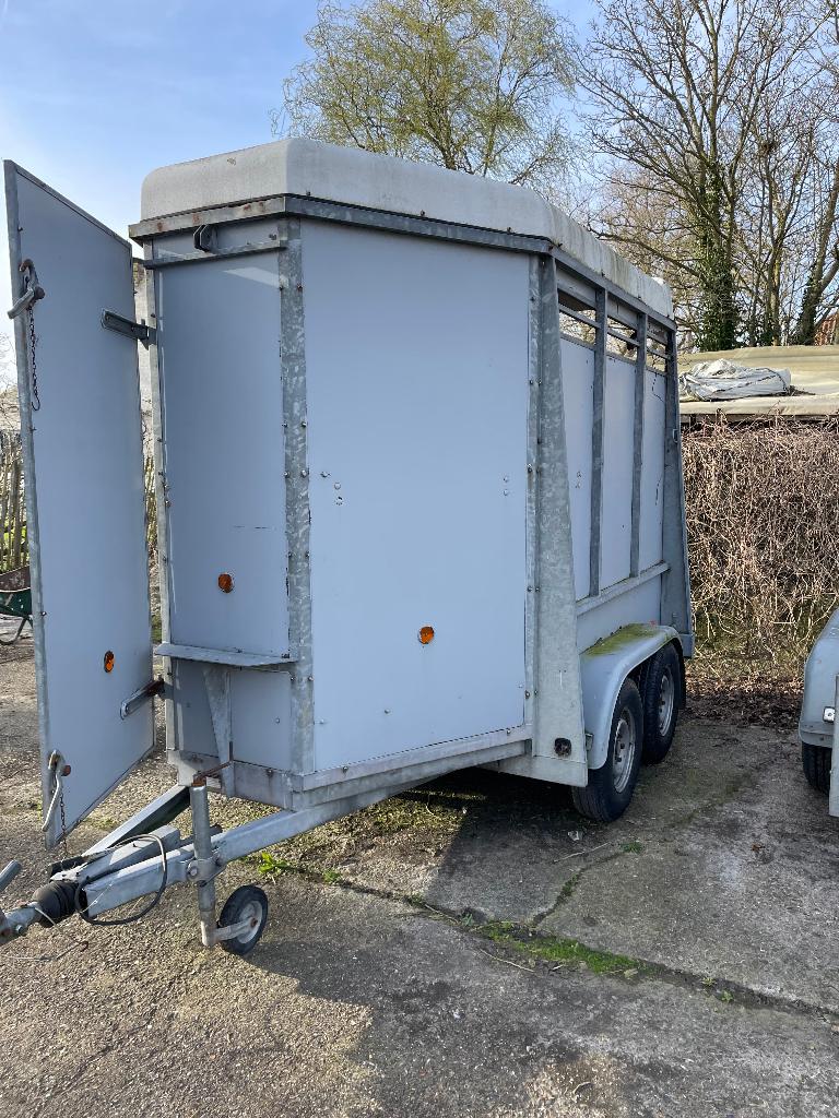 Aanhangwagen, Ophalen, Gebruikt