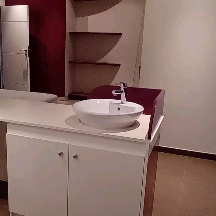 Ronde waskommen met kraangat, Immo, Appartementen en Studio's te huur