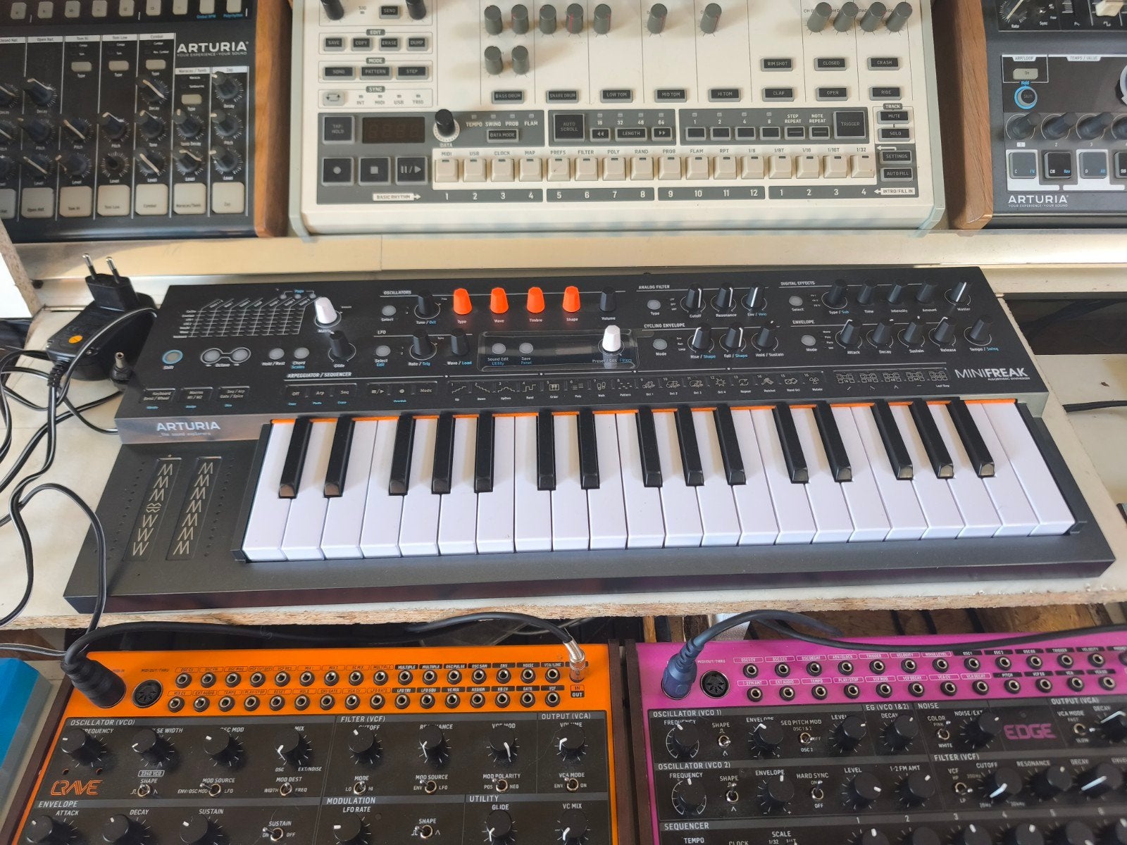 arturia minifreak, Musique & Instruments, Autres marques, Enlèvement ou Envoi, Comme neuf, 49 touches