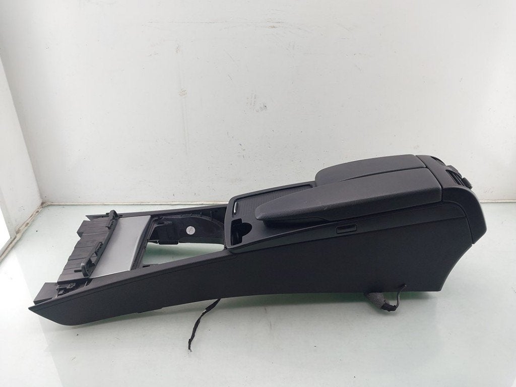CONSOLE CENTRALE Mercedes-Benz C (W204) (01-2007/03-2014), Utilisé, Mercedes-Benz