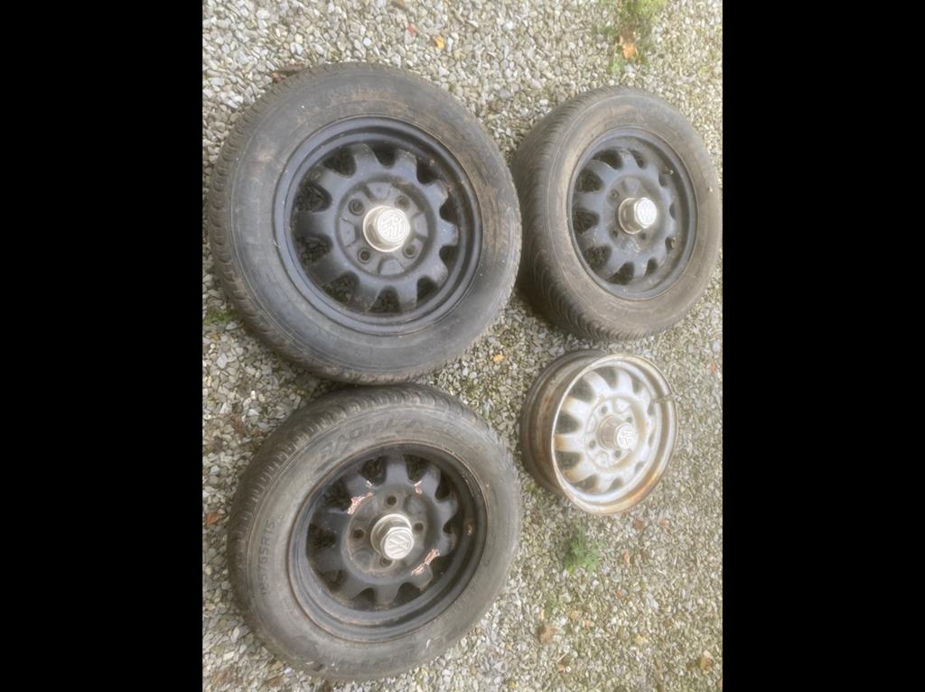 Jantes champion du monde cox 4x130 avec cabochons d’epoque, Ophalen, Velg(en)