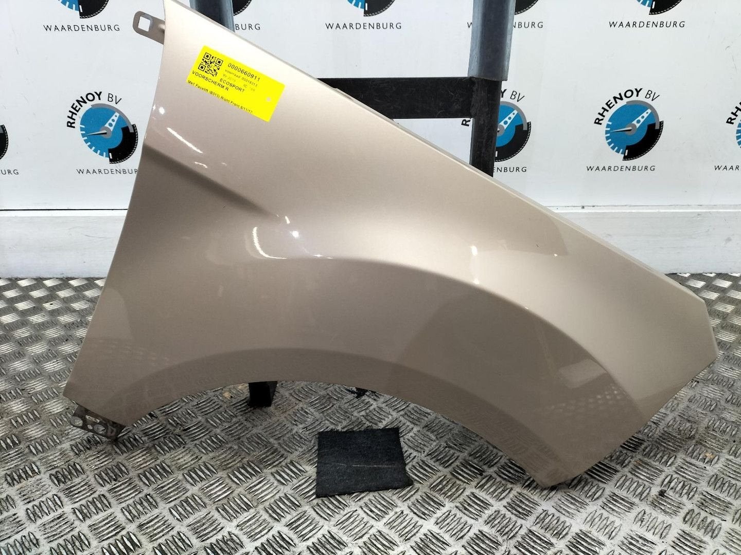 FORD ECOSPORT JK8 1.0 EcoBoost Titanium VOORSCHERM R GN15N16, Ophalen of Verzenden, Gebruikt, ARN erkend