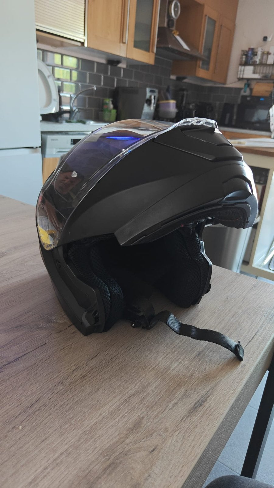 M helm met intercom, Ophalen, Medium
